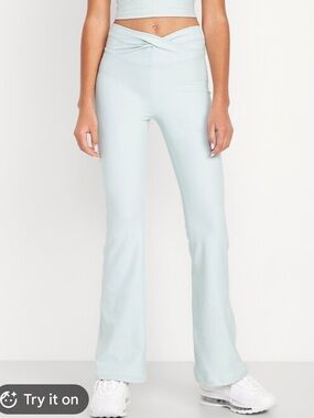 Girls power soft twist high rise flare leggings in seafoam